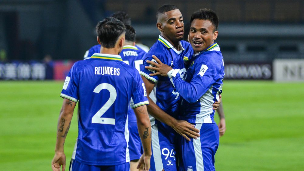 Optimistiko si Bojan Hodak na Kayang Makipagsabayan ng Persib Bandung sa Asia